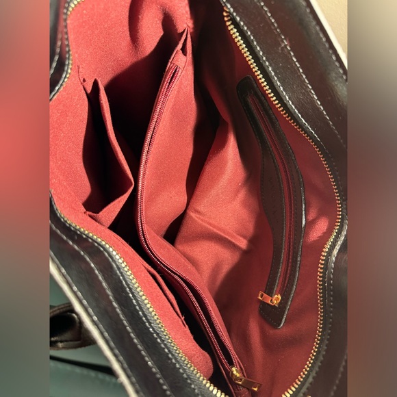 Genuine leather bag - Picture 3 of 5